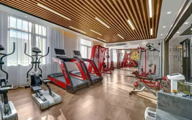 Yaqi Business Hotel Shanghai
