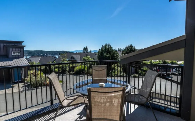 Sooke Harbour Resort and Marina