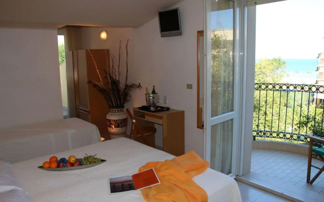 Hotel Antares