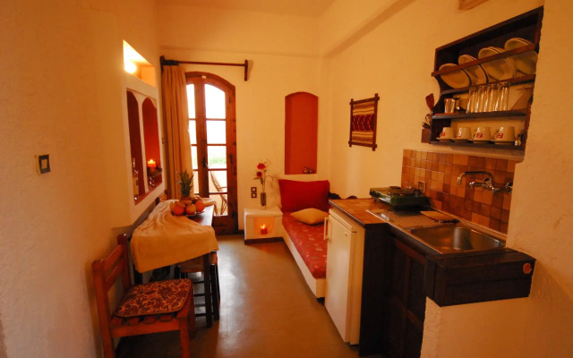 Mila Malia Studios Hotel