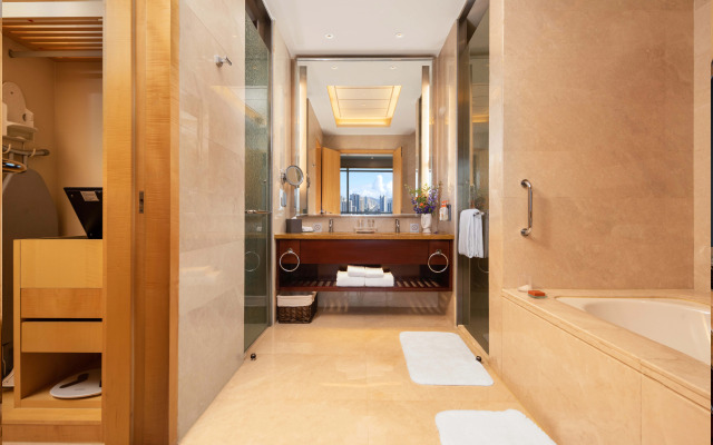 Crowne Plaza Xiangyang by IHG