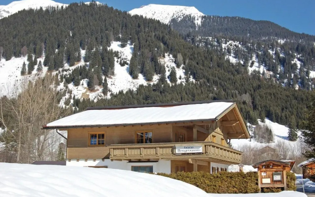 Nice Apartment in Lermoos With 1 Bedrooms