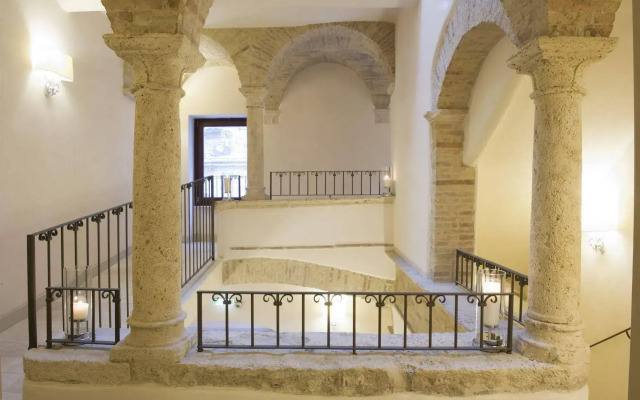 Palazzo dei Mercanti - Historical Residence