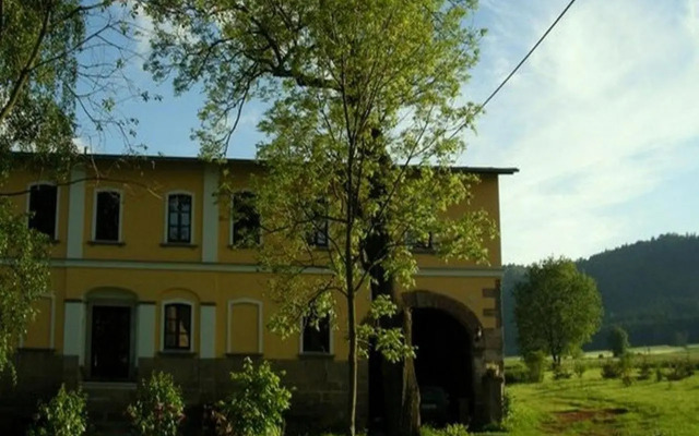 U Dvou lipek pod Broumovskými stěnami