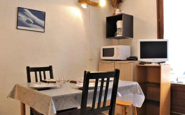 Appartement Risoul, 1 pièce, 4 personnes - FR-1-330-61