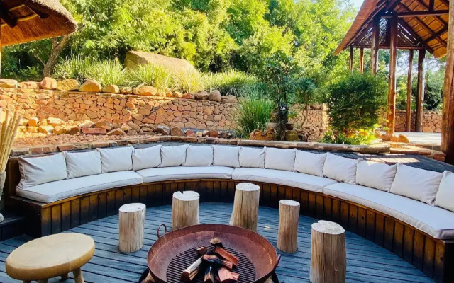 Esiweni Game Lodge