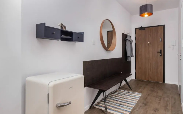 Studio With Parking & Gym by Renters