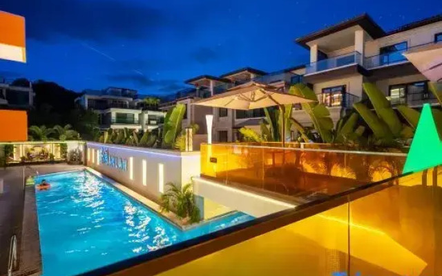 Green Inn (Yalong Bay Bohou Village)