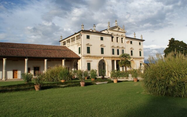Villa Ghislanzoni Curti