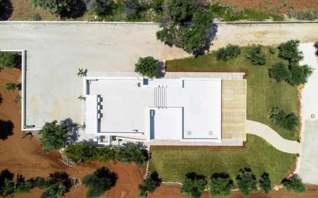 Villa Virgin Garden by Wonderful Italy