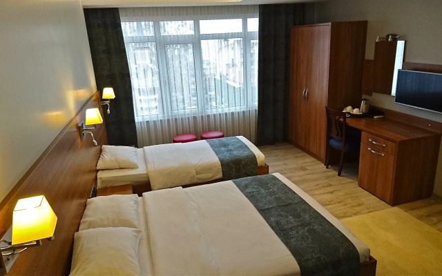 Nur Hotel