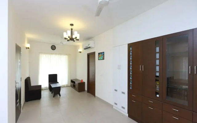 OYO 12368 Day Inn