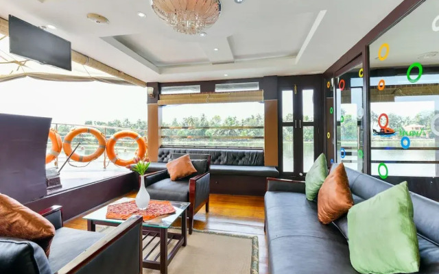 Oyo 22118 Houseboat Swan 2 Bhk Private