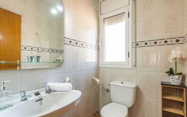 HomeHolidaysRentals Aube - Costa Barcelona