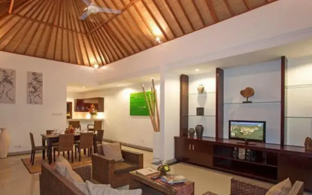 Villa Biru