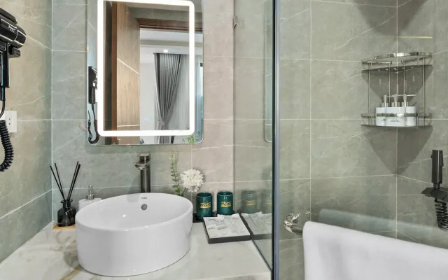 Cosmos Hotel Apartment