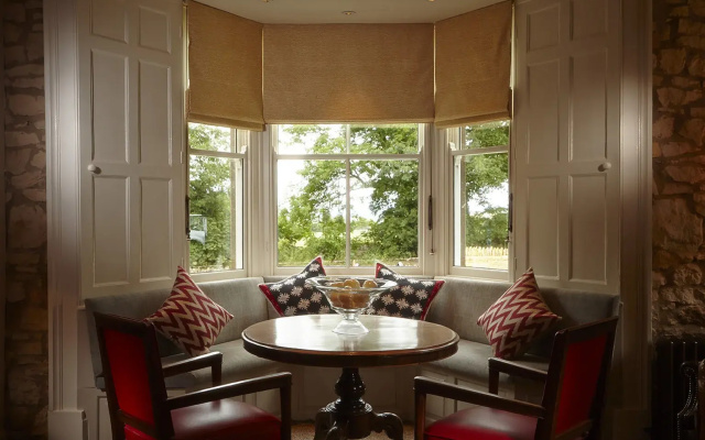 Dormy House