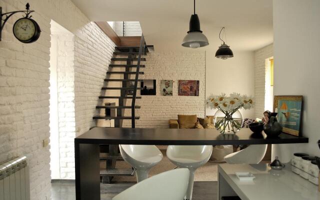 Modern Loft in Old Town