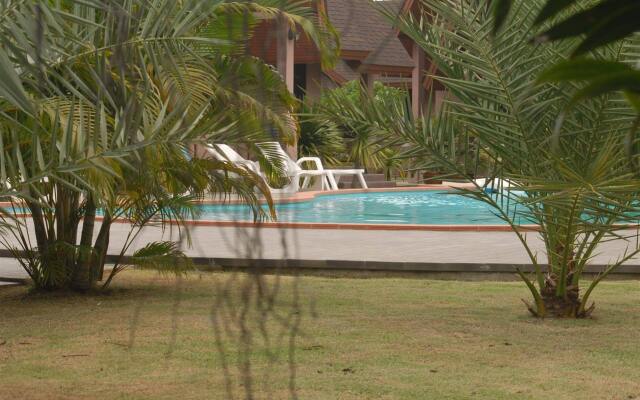 La-or Resort