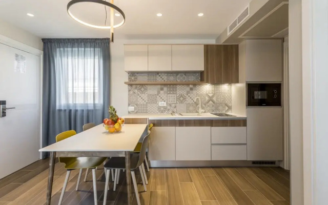 Ringo Apartments