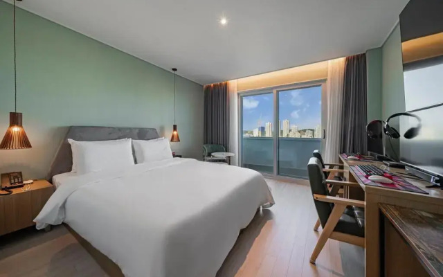 Bally Hotel