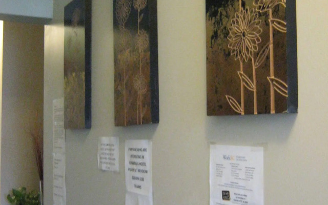 Kelowna Okanagan Lake Hostel