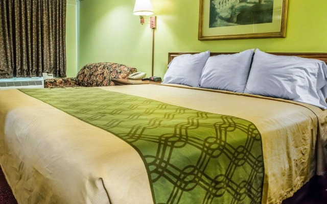 Econo Lodge Pittsburgh I-79