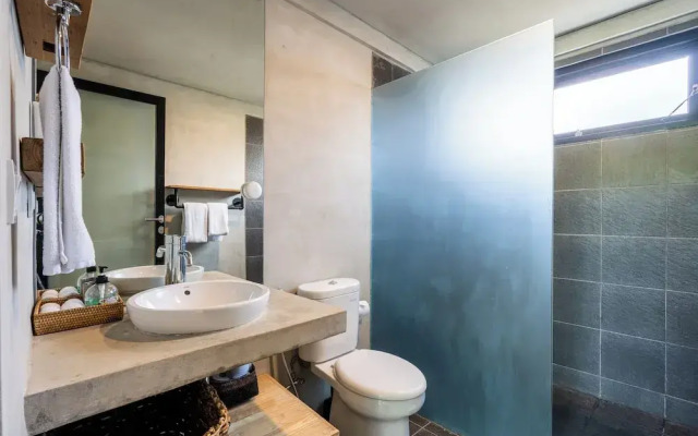 Berawa Loft by Hombali