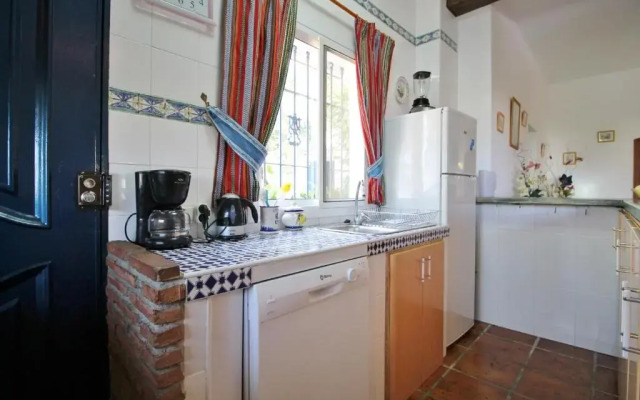 1003 Villa Cornocalejo