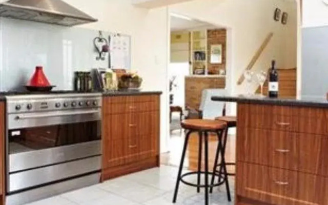 Austin Rise Bed and Breakfast