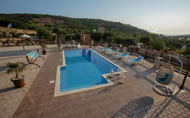 Piedra Villa