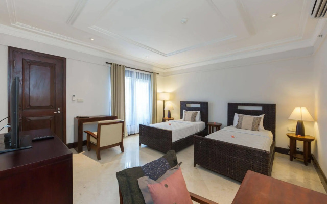 Nirwana Villa Estate