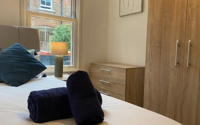 De Parys Self Catering Flat 2 in Bedford
