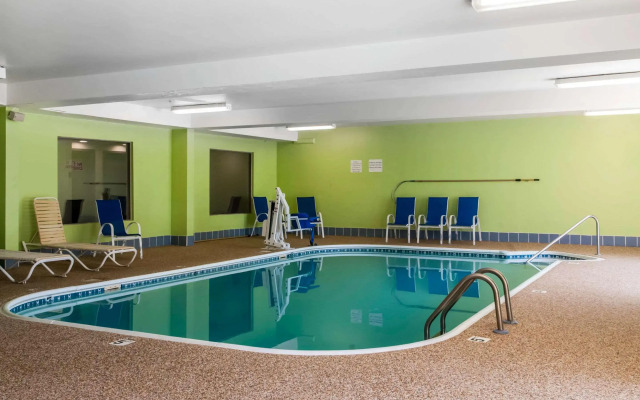 Sleep Inn & Suites