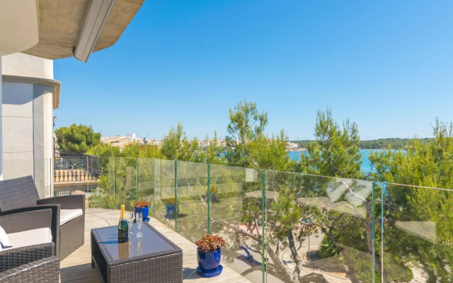 LLEVANT  - Apartment with sea views in Portocolom. Free WiFi