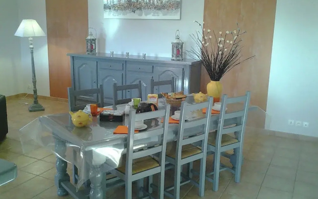 Cozy Villa in Saint-Victor-de-Malcap with Swimming Pool
