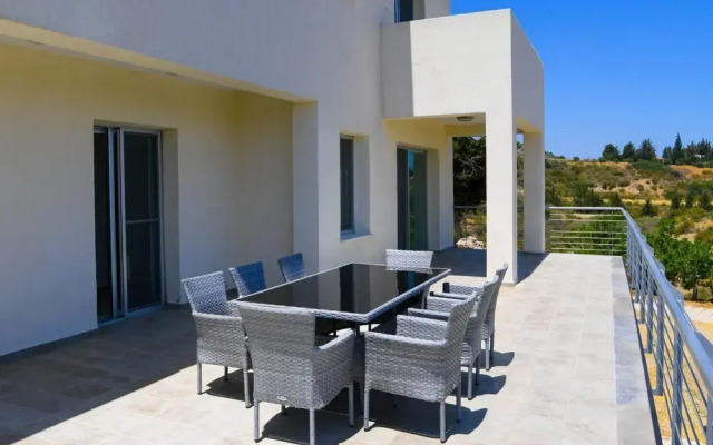 Villa In Paradise in Goudi