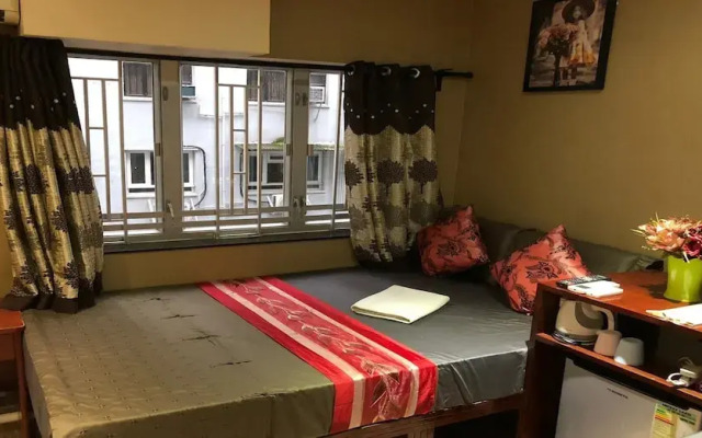 Rich Hotel