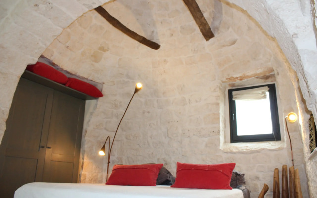 Ostuni Trullo Fiabesco con Piscina