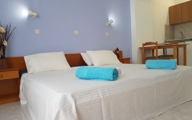 Pyrgos Hotel Apartments