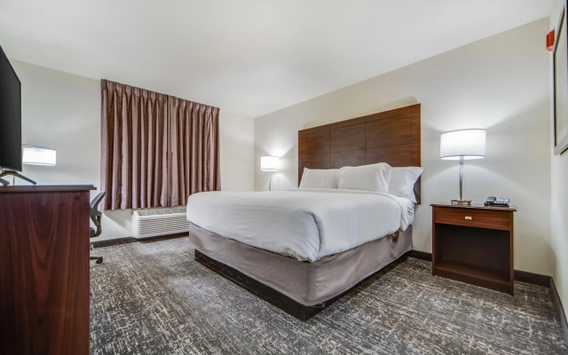 Cobblestone Hotel & Suites - Cozad