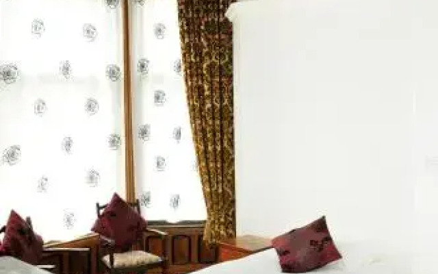 Balmoral Guest House