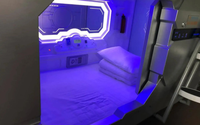Shenzhen Dreamers Capsule Hotel