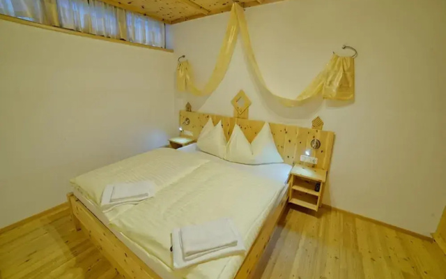 Holiday Home in Konigsleiten With Swimming Pool