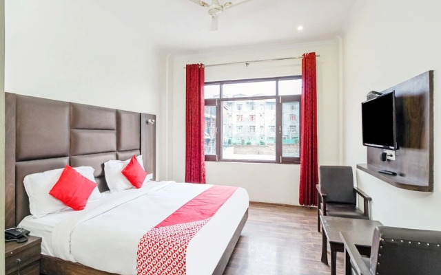 Hotel Green Ambition By OYO Rooms