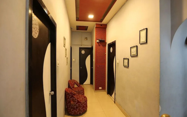 Hotel Neeranand Regency