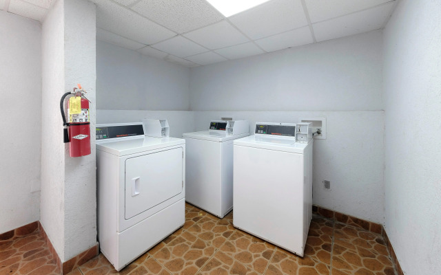 Red Roof Inn Crestview