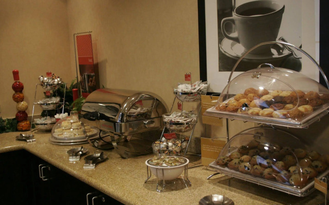 Hampton Inn & Suites Denver-Downtown
