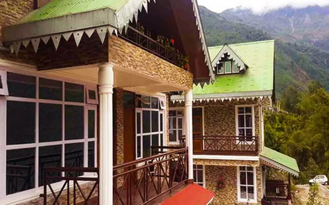 Udaan Alpine Resort