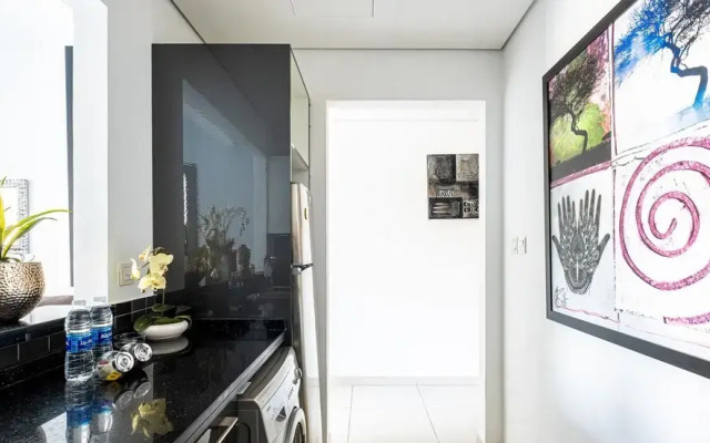 LUX Holiday Home - Silverene Towers 1